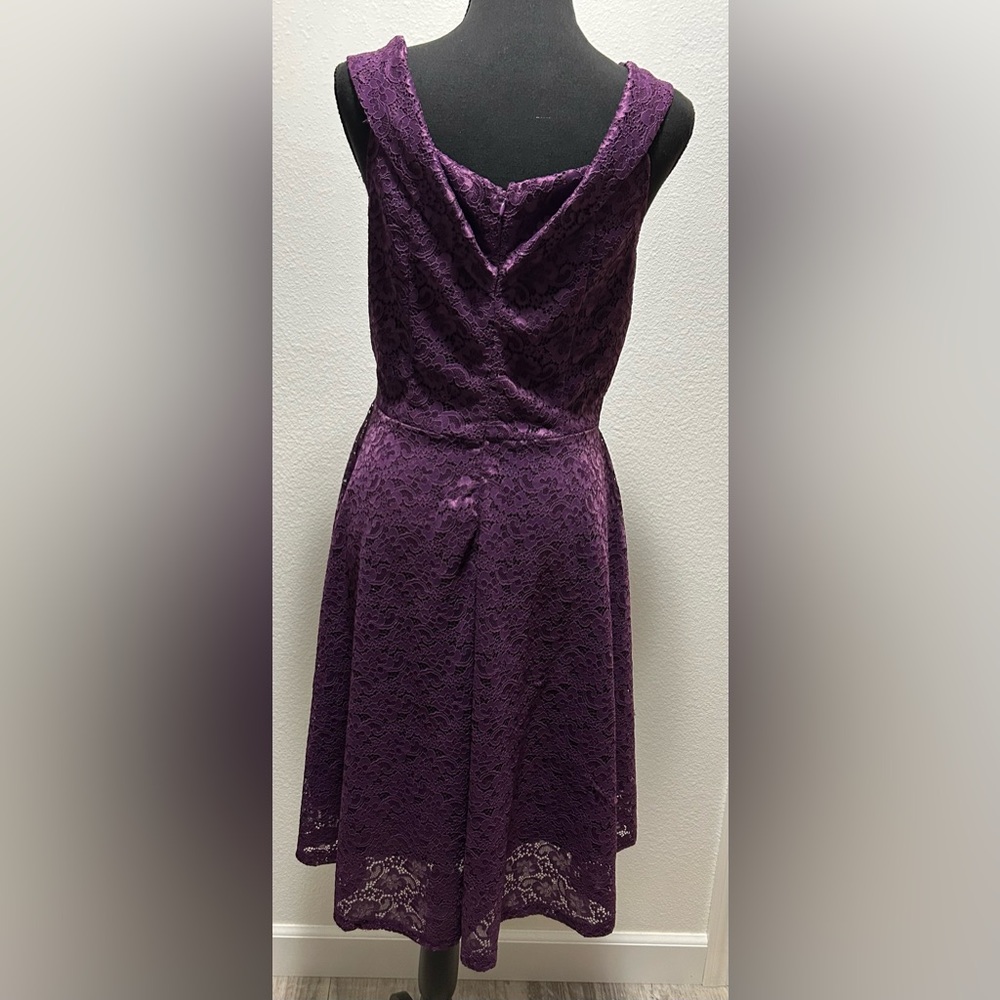Unknown Knee Length Dress - L - Purple - Used - Picture 2 of 3